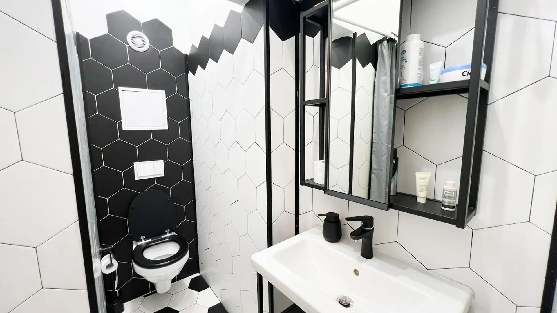 Perfect Long-Term Stay Stylish And Spacious Top Center Next To Vitosha Blvd Sofia